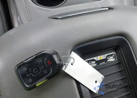 2016 Chevrolet Suburban Lt z USA, uszkodzony, nr VIN 1GNSCHKCXGR111027